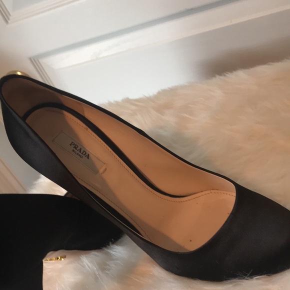 Prada black silk shoes size 39 - Picture 7 of 9